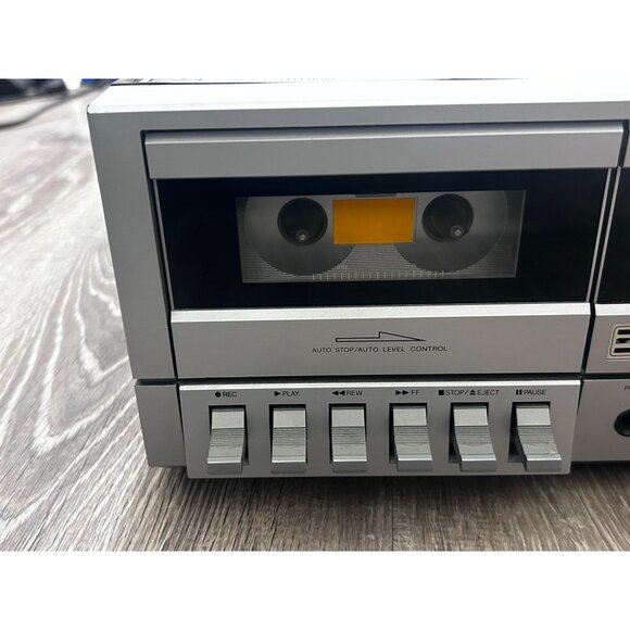 Vintage Citizen JCR872 Stereo FM /AM Electronic Duel Alarm System Cassette Recor - Picture 2 of 7